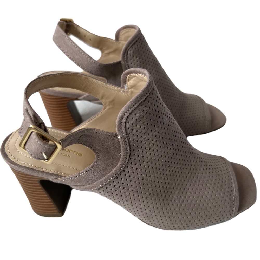 Liz Claiborne Mesh Block 3 inch Heel Sandal Taupe/Beige Size 7.5